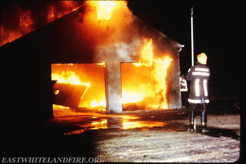 Charlestown arson fire. Photo courtesy of Gary Long.